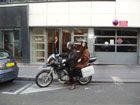 Apr&egrave;s l'acquisition d'un orgue, des clients heureux en moto!