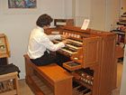 David CASSAN, remarquable improvisateur, &eacute;l&egrave;ve de Pierre PINCEMAILLE, nous fait une brillante d&eacute;monstration de son talent, sur le Prestige 80 E Version 2009